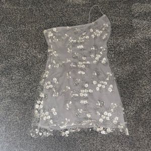 Lucy in the Sky Myah One Shoulder Dress in Grey Embroidery